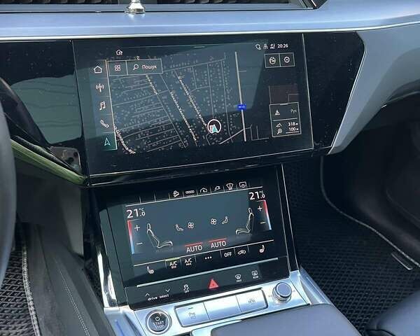 Ауді E-Tron 2020 у Львові на Automoto.ua Білий Ауді E-Tron, об'ємом двигуна 0 л та пробігом 59 тис. км за 39900 $, фото 9 на Automoto.ua
