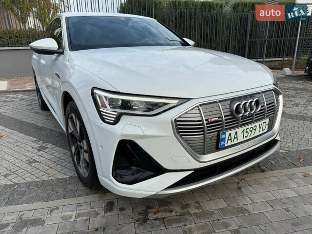 Білий Ауді E-Tron, об'ємом двигуна 0 л та пробігом 104 тис. км за 35000 $, фото 1 на Automoto.ua