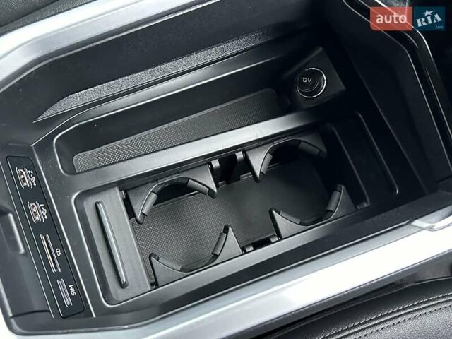 Белый Ауди E-Tron, объемом двигателя 0 л и пробегом 145 тыс. км за 22800 $, фото 105 на Automoto.ua