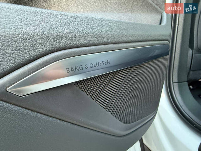 Белый Ауди E-Tron, объемом двигателя 0 л и пробегом 198 тыс. км за 27400 $, фото 85 на Automoto.ua