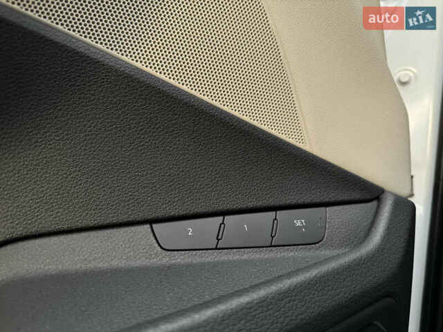 Ауди E-Tron 2020 в Тернополе на Automoto.ua Белый Ауди E-Tron, объемом двигателя 0 л и пробегом 98 тыс. км за 29999 $, фото 64 на Automoto.ua