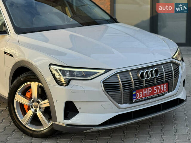 Білий Ауді E-Tron, об'ємом двигуна 0 л та пробігом 98 тис. км за 29700 $, фото 9 на Automoto.ua