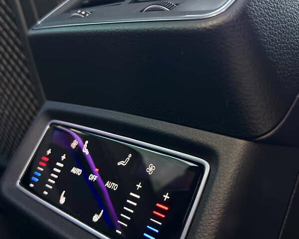 Білий Ауді E-Tron, об'ємом двигуна 0 л та пробігом 89 тис. км за 33500 $, фото 19 на Automoto.ua