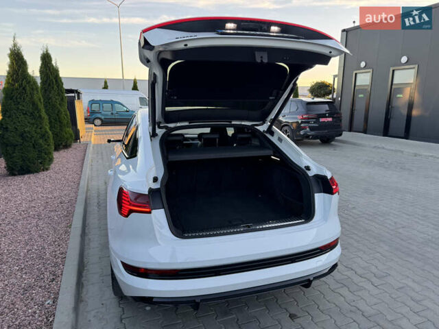 Белый Ауди E-Tron, объемом двигателя 0 л и пробегом 77 тыс. км за 37900 $, фото 44 на Automoto.ua