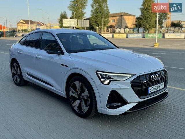 Белый Ауди E-Tron, объемом двигателя 0 л и пробегом 56 тыс. км за 45500 $, фото 6 на Automoto.ua