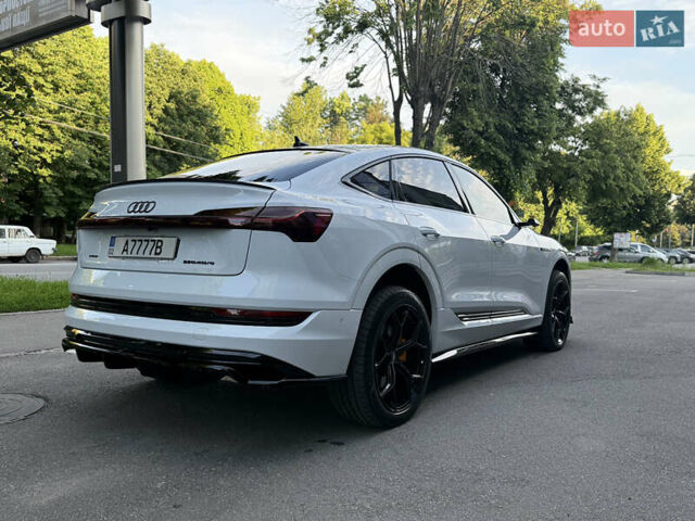 Белый Ауди E-Tron, объемом двигателя 0 л и пробегом 95 тыс. км за 39999 $, фото 32 на Automoto.ua
