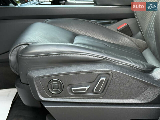 Белый Ауди E-Tron, объемом двигателя 0 л и пробегом 198 тыс. км за 27800 $, фото 28 на Automoto.ua