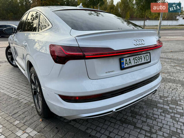 Білий Ауді E-Tron, об'ємом двигуна 0 л та пробігом 104 тис. км за 35000 $, фото 16 на Automoto.ua
