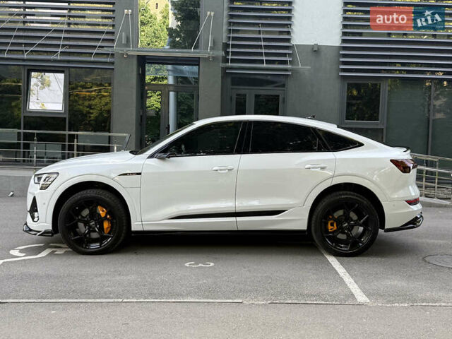 Белый Ауди E-Tron, объемом двигателя 0 л и пробегом 95 тыс. км за 39999 $, фото 3 на Automoto.ua