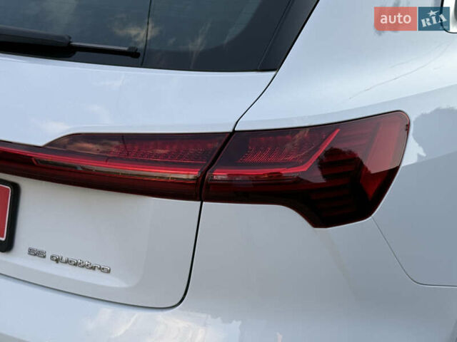 Белый Ауди E-Tron, объемом двигателя 0 л и пробегом 198 тыс. км за 27800 $, фото 81 на Automoto.ua