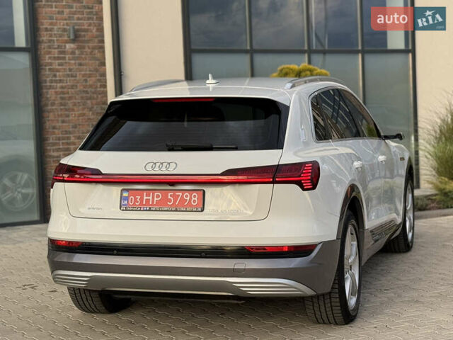 Білий Ауді E-Tron, об'ємом двигуна 0 л та пробігом 98 тис. км за 29700 $, фото 29 на Automoto.ua