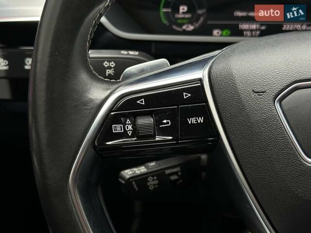Белый Ауди E-Tron, объемом двигателя 0 л и пробегом 100 тыс. км за 36500 $, фото 42 на Automoto.ua