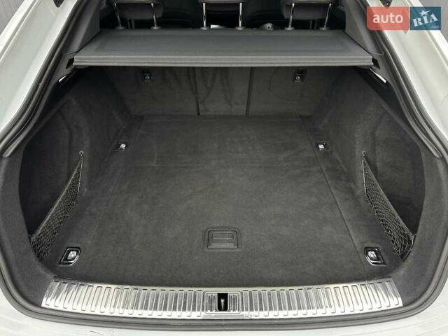 Белый Ауди E-Tron, объемом двигателя 0 л и пробегом 100 тыс. км за 36500 $, фото 18 на Automoto.ua