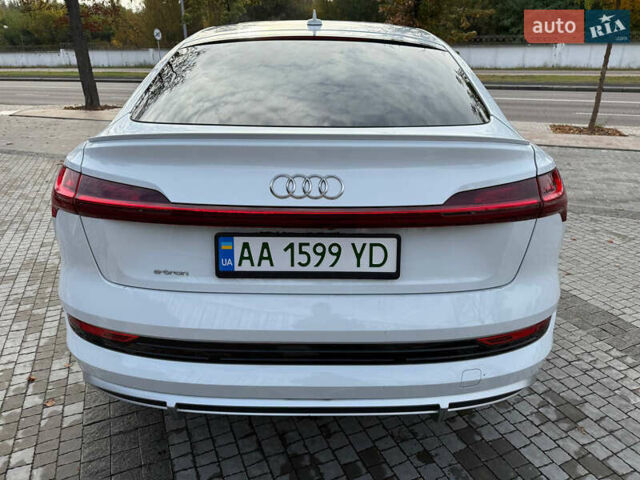 Білий Ауді E-Tron, об'ємом двигуна 0 л та пробігом 104 тис. км за 35000 $, фото 14 на Automoto.ua