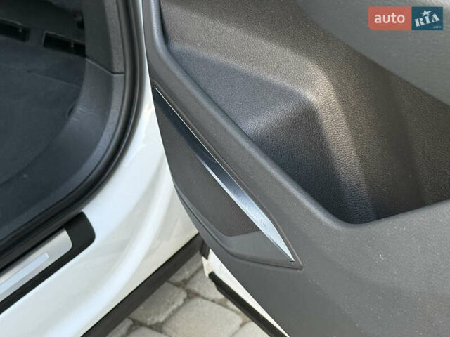 Белый Ауди E-Tron, объемом двигателя 0 л и пробегом 198 тыс. км за 27800 $, фото 46 на Automoto.ua