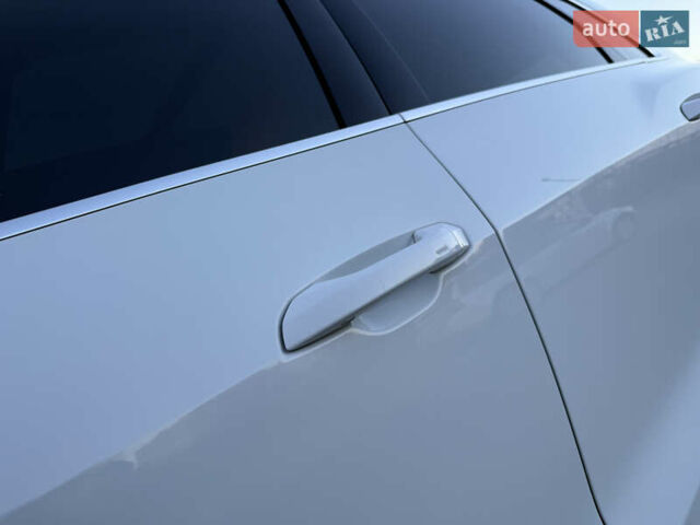 Ауді E-Tron 2020 у Львові на Automoto.ua Білий Ауді E-Tron, об'ємом двигуна 0 л та пробігом 156 тис. км за 29500 $, фото 30 на Automoto.ua