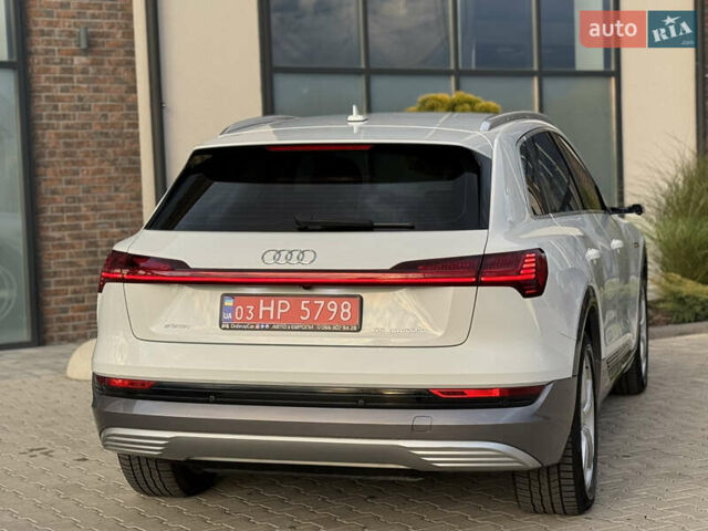Білий Ауді E-Tron, об'ємом двигуна 0 л та пробігом 98 тис. км за 29700 $, фото 30 на Automoto.ua