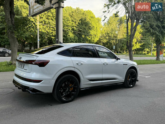 Белый Ауди E-Tron, объемом двигателя 0 л и пробегом 95 тыс. км за 39999 $, фото 33 на Automoto.ua