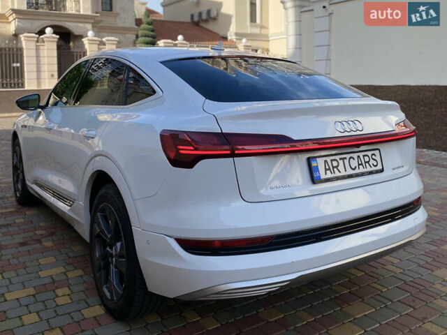 Білий Ауді E-Tron, об'ємом двигуна 0 л та пробігом 56 тис. км за 35900 $, фото 11 на Automoto.ua