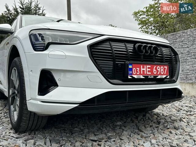 Белый Ауди E-Tron, объемом двигателя 0 л и пробегом 145 тыс. км за 22800 $, фото 12 на Automoto.ua