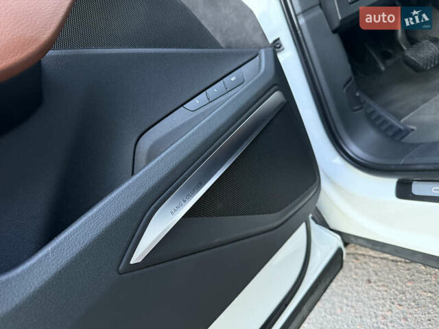 Ауді E-Tron 2020 у Львові на Automoto.ua Білий Ауді E-Tron, об'ємом двигуна 0 л та пробігом 156 тис. км за 29500 $, фото 54 на Automoto.ua