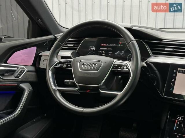 Белый Ауди E-Tron, объемом двигателя 0 л и пробегом 100 тыс. км за 36500 $, фото 29 на Automoto.ua