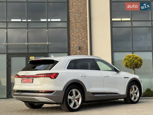 Ауди E-Tron 2020 в Тернополе на Automoto.ua Белый Ауди E-Tron, объемом двигателя 0 л и пробегом 98 тыс. км за 29999 $, фото 26 на Automoto.ua