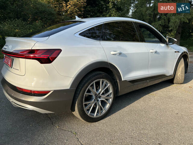 Белый Ауди E-Tron, объемом двигателя 0 л и пробегом 111 тыс. км за 30900 $, фото 6 на Automoto.ua
