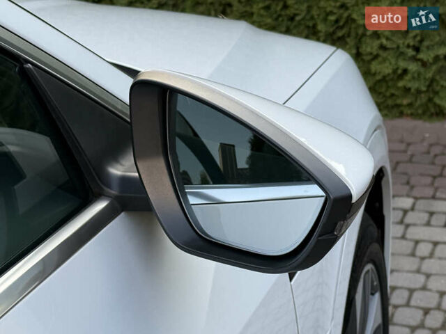 Белый Ауди E-Tron, объемом двигателя 0 л и пробегом 198 тыс. км за 27800 $, фото 70 на Automoto.ua