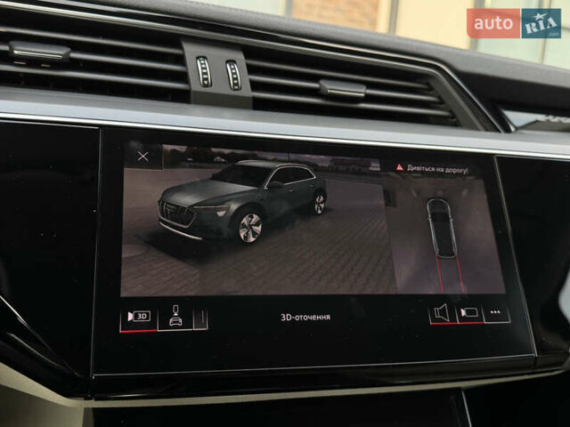 Білий Ауді E-Tron, об'ємом двигуна 0 л та пробігом 98 тис. км за 29700 $, фото 93 на Automoto.ua