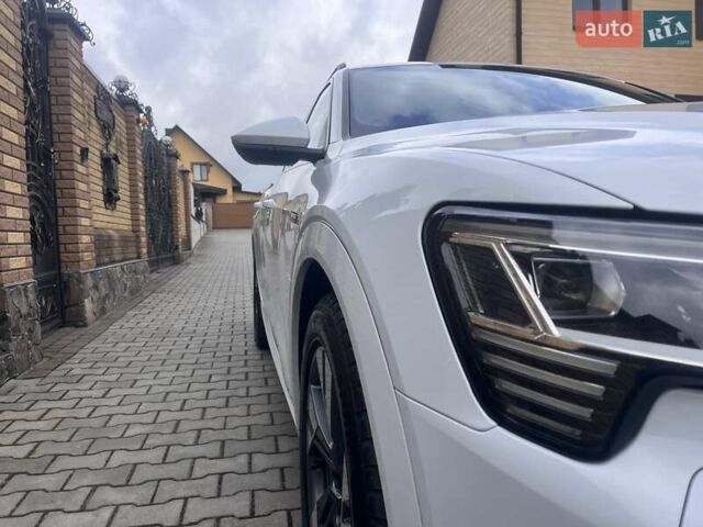 Ауди E-Tron 2020 в Луцке на Automoto.ua Белый Ауди E-Tron, объемом двигателя 0 л и пробегом 142 тыс. км за 27900 $, фото 10 на Automoto.ua