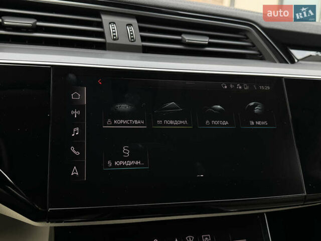 Ауди E-Tron 2020 в Тернополе на Automoto.ua Белый Ауди E-Tron, объемом двигателя 0 л и пробегом 98 тыс. км за 29999 $, фото 86 на Automoto.ua