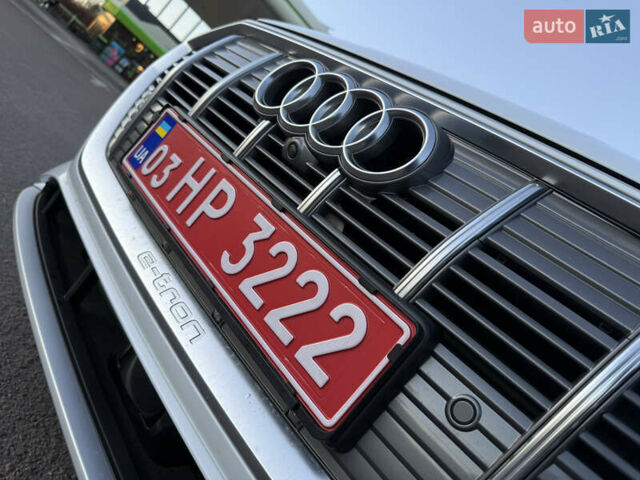Ауді E-Tron 2020 у Львові на Automoto.ua Білий Ауді E-Tron, об'ємом двигуна 0 л та пробігом 156 тис. км за 29500 $, фото 26 на Automoto.ua