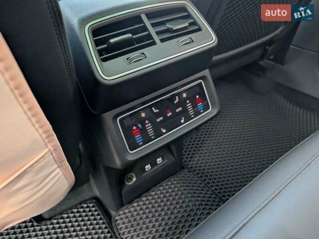 Ауді E-Tron 2020 у Чернівцях на Automoto.ua Білий Ауді E-Tron, об'ємом двигуна 0 л та пробігом 291 тис. км за 27600 $, фото 19 на Automoto.ua