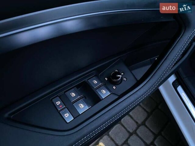 Білий Ауді E-Tron, об'ємом двигуна 0 л та пробігом 55 тис. км за 29400 $, фото 10 на Automoto.ua