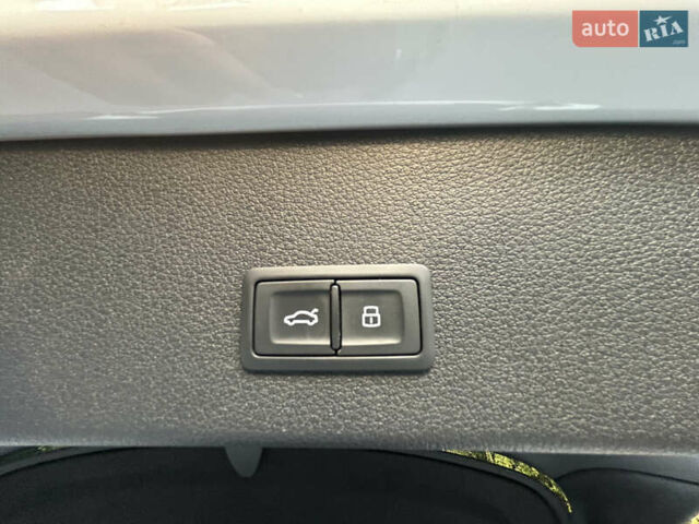 Белый Ауди E-Tron, объемом двигателя 0 л и пробегом 111 тыс. км за 30900 $, фото 36 на Automoto.ua