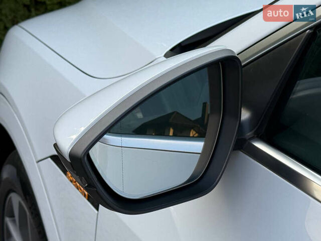 Белый Ауди E-Tron, объемом двигателя 0 л и пробегом 198 тыс. км за 27400 $, фото 71 на Automoto.ua