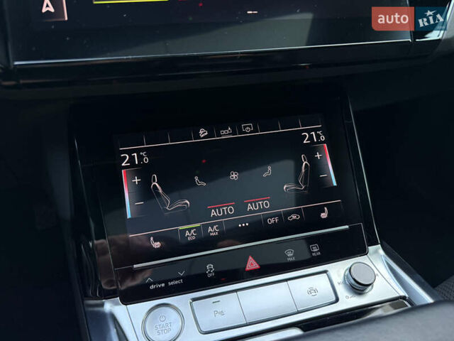 Белый Ауди E-Tron, объемом двигателя 0 л и пробегом 128 тыс. км за 26300 $, фото 25 на Automoto.ua