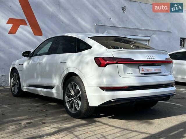 Белый Ауди E-Tron, объемом двигателя 0 л и пробегом 16 тыс. км за 46990 $, фото 27 на Automoto.ua