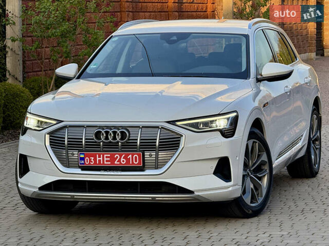 Белый Ауди E-Tron, объемом двигателя 0 л и пробегом 198 тыс. км за 27700 $, фото 9 на Automoto.ua