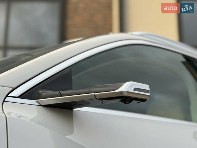 Білий Ауді E-Tron, об'ємом двигуна 0 л та пробігом 98 тис. км за 29700 $, фото 49 на Automoto.ua