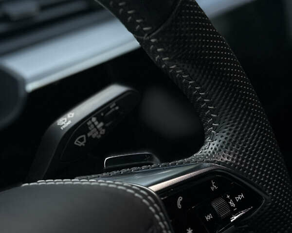 Белый Ауди E-Tron, объемом двигателя 0 л и пробегом 95 тыс. км за 39999 $, фото 12 на Automoto.ua