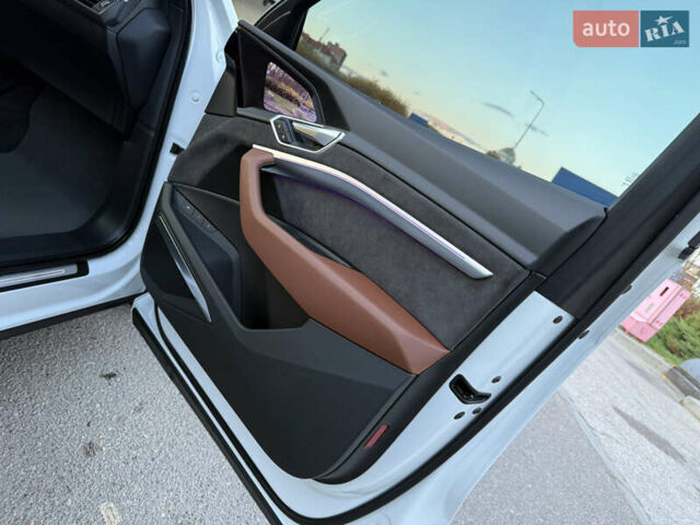 Ауді E-Tron 2020 у Львові на Automoto.ua Білий Ауді E-Tron, об'ємом двигуна 0 л та пробігом 156 тис. км за 29500 $, фото 76 на Automoto.ua