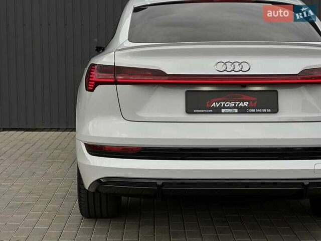 Белый Ауди E-Tron, объемом двигателя 0 л и пробегом 100 тыс. км за 36500 $, фото 15 на Automoto.ua