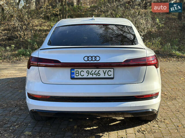 Білий Ауді E-Tron, об'ємом двигуна 0 л та пробігом 69 тис. км за 37000 $, фото 5 на Automoto.ua