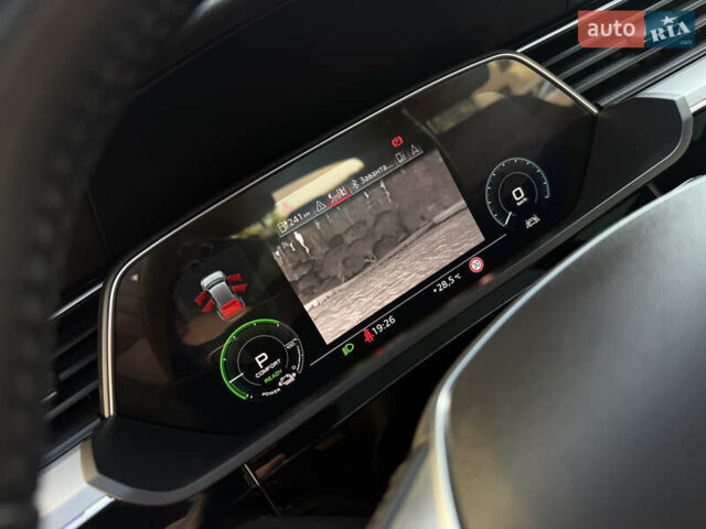 Ауди E-Tron 2020 в Дрогобыче на Automoto.ua Белый Ауди E-Tron, объемом двигателя 0 л и пробегом 156 тыс. км за 29900 $, фото 87 на Automoto.ua