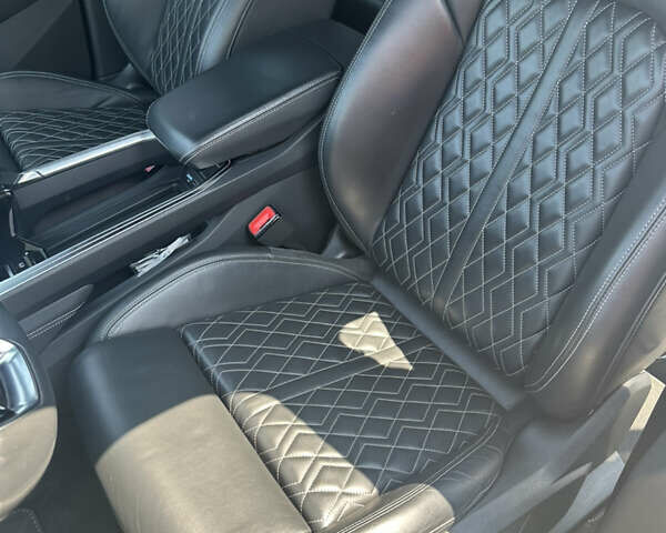 Белый Ауди E-Tron, объемом двигателя 0 л и пробегом 99 тыс. км за 35999 $, фото 2 на Automoto.ua