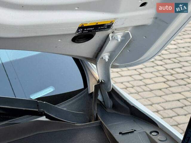 Белый Ауди E-Tron, объемом двигателя 0 л и пробегом 198 тыс. км за 27400 $, фото 106 на Automoto.ua