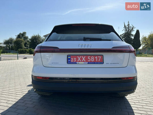 Белый Ауди E-Tron, объемом двигателя 0 л и пробегом 181 тыс. км за 21785 $, фото 75 на Automoto.ua