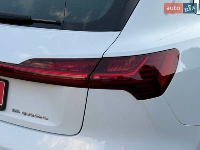 Белый Ауди E-Tron, объемом двигателя 0 л и пробегом 198 тыс. км за 27400 $, фото 82 на Automoto.ua